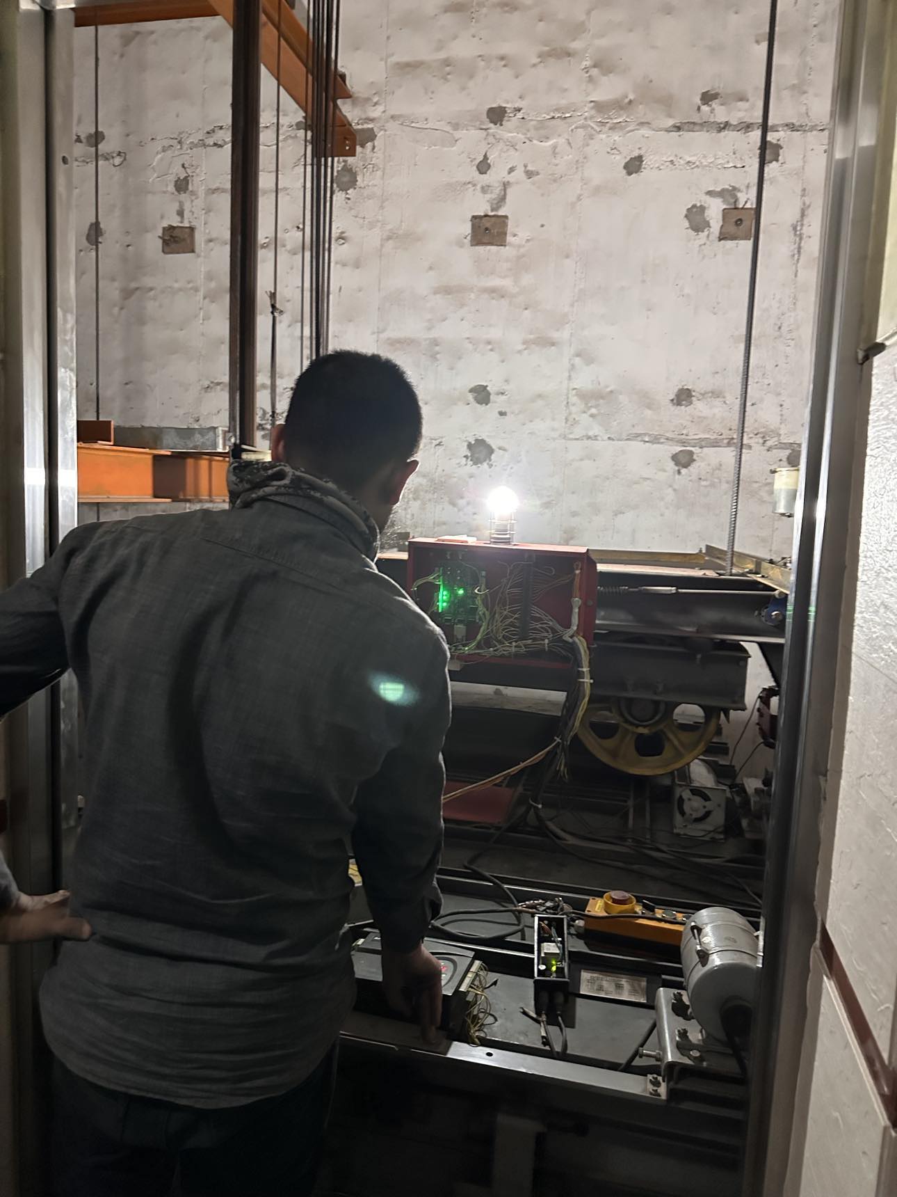Top Elevator Service Repair and Maintenance Company